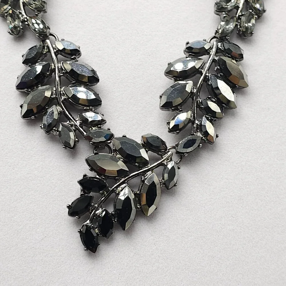 Ann Taylor Loft Black Rhinestone Leaf Statement Necklace With Adjustable Chain